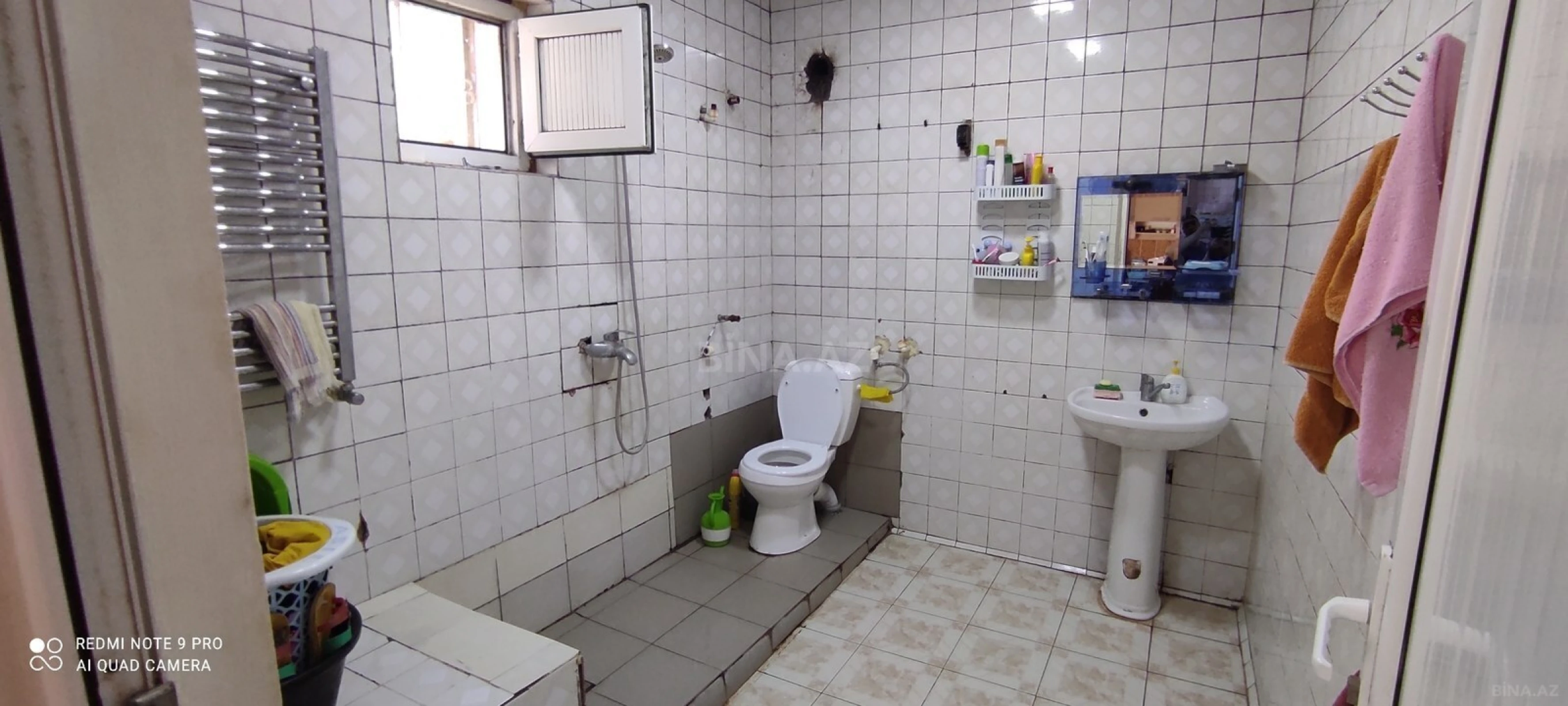 Satılır 6 otaqlı həyət evi 200 m²
