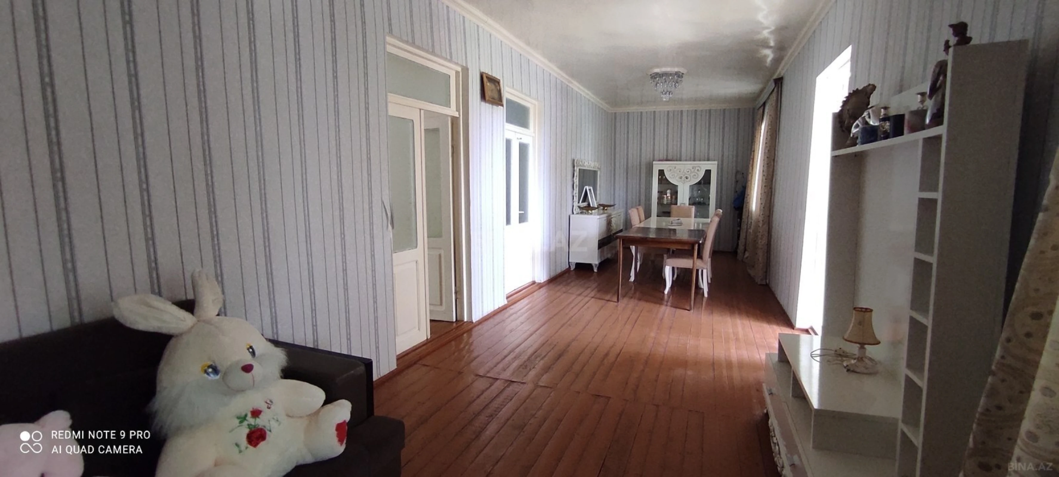 Satılır 6 otaqlı həyət evi 200 m²