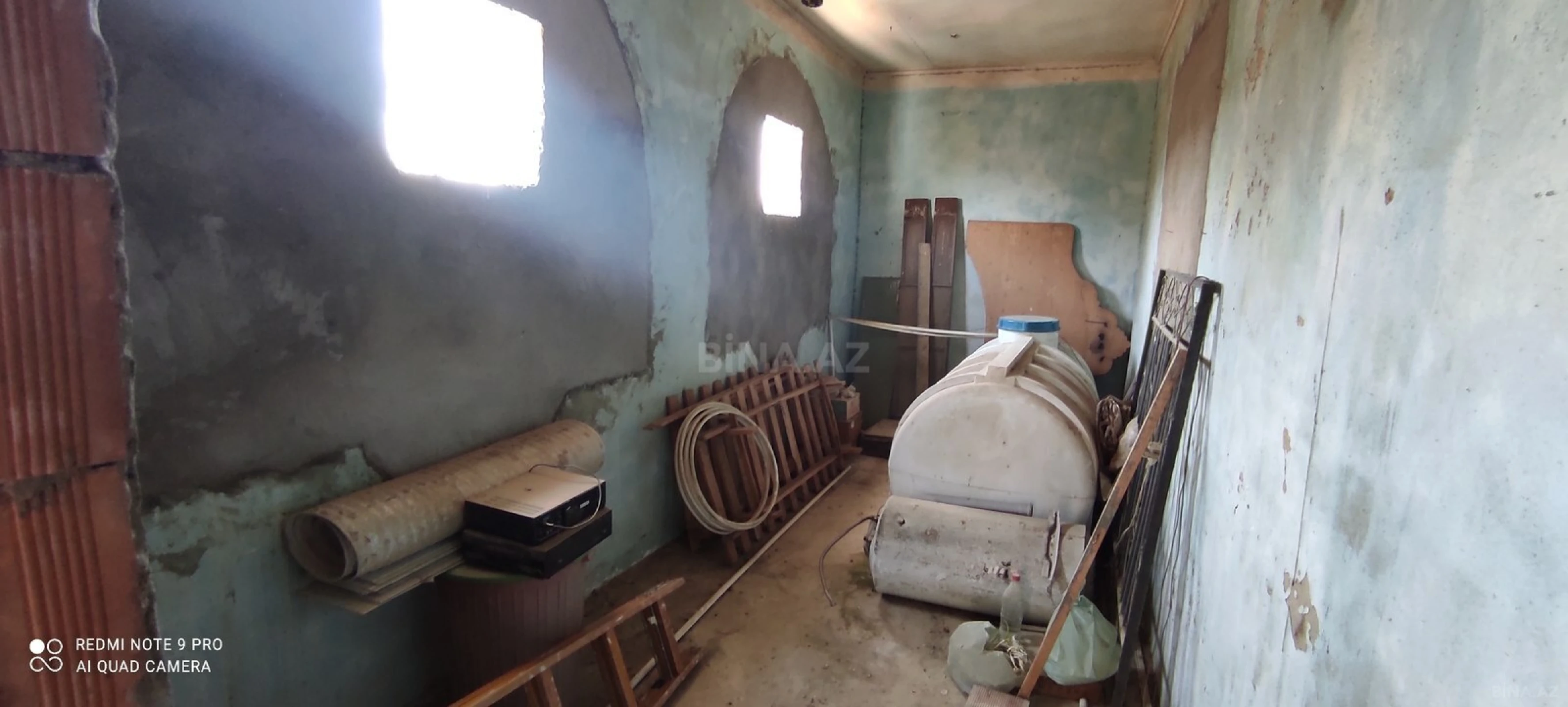 Satılır 6 otaqlı həyət evi 200 m²