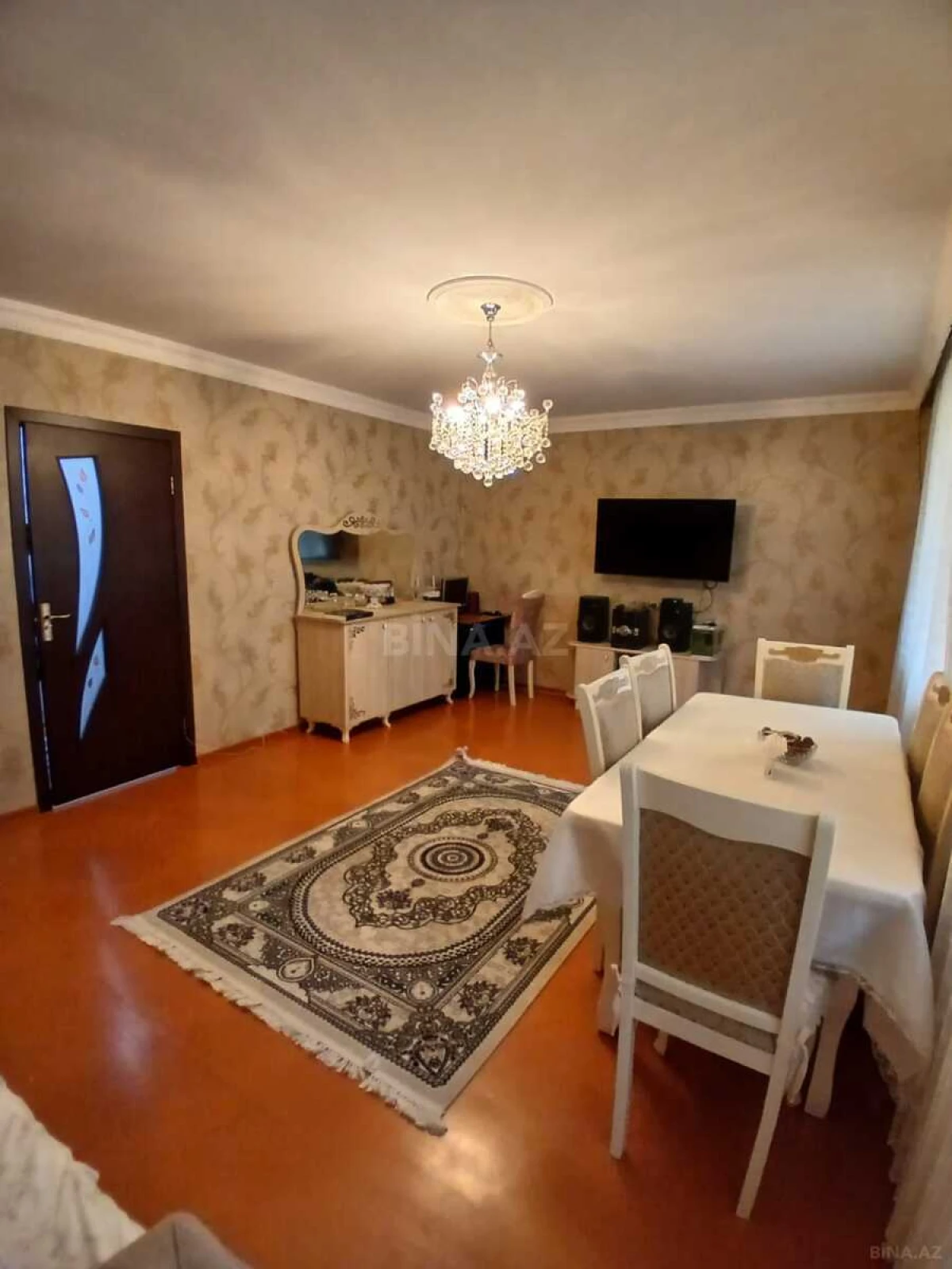 Satılır 5 otaqlı mənzil 100 m²