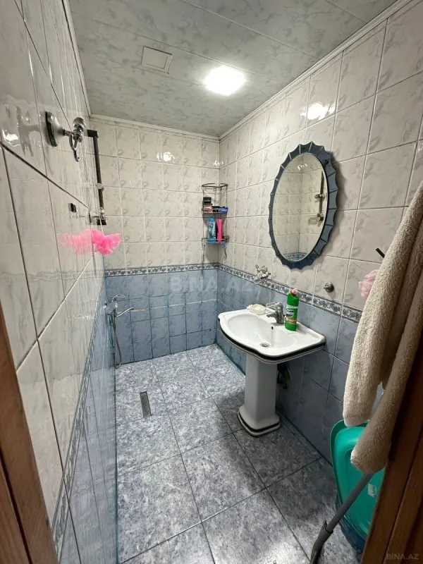 Satılır 5 otaqlı mənzil 110 m²