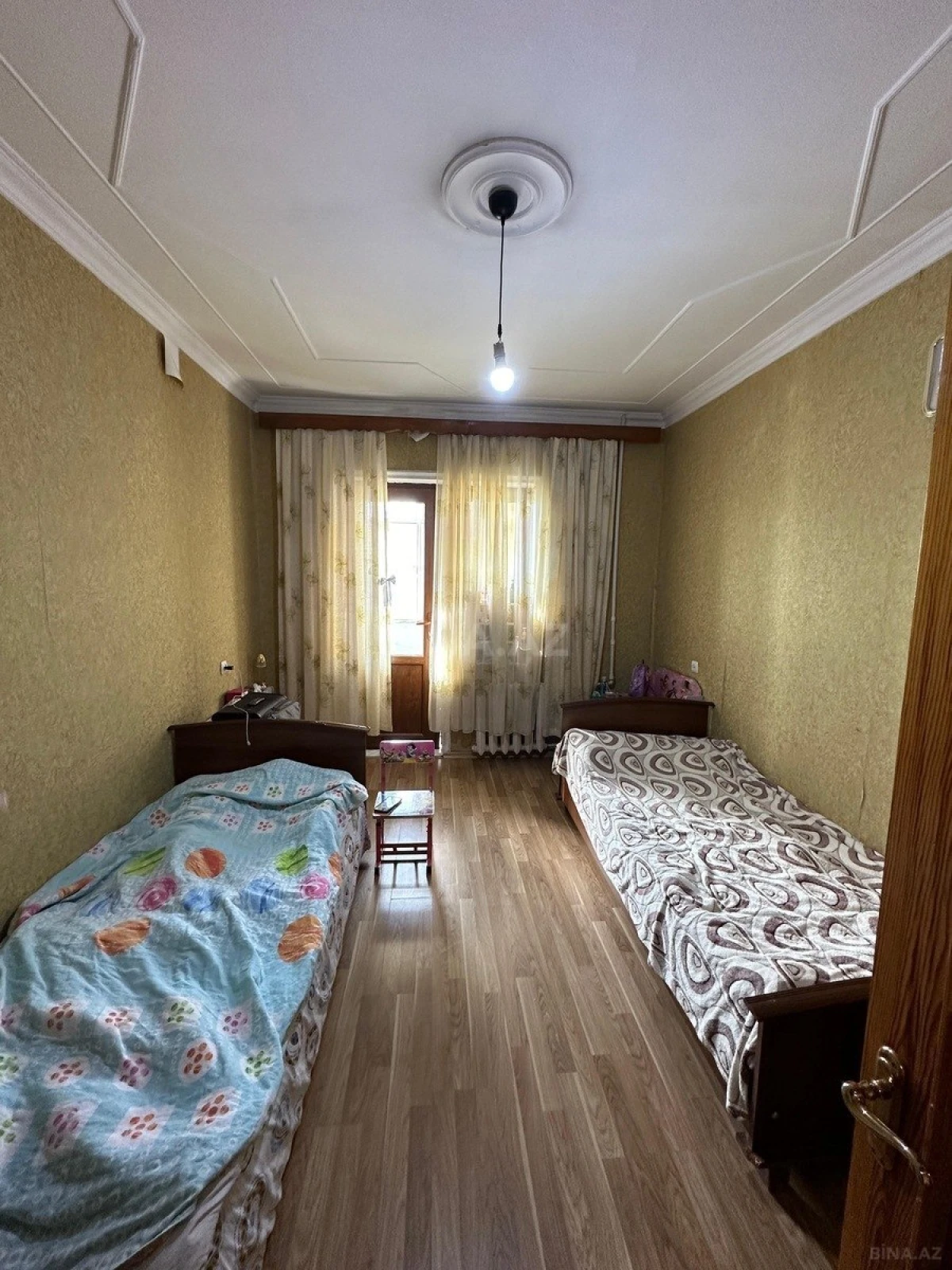 Satılır 5 otaqlı mənzil 110 m²