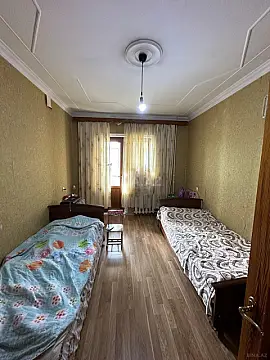 Satılır 5 otaqlı mənzil 110 m²