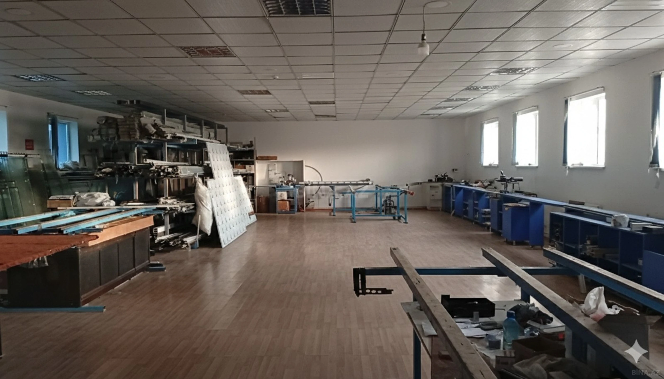 Satılır obyekt 600 m²