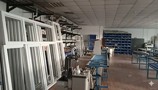 Satılır obyekt 600 m²