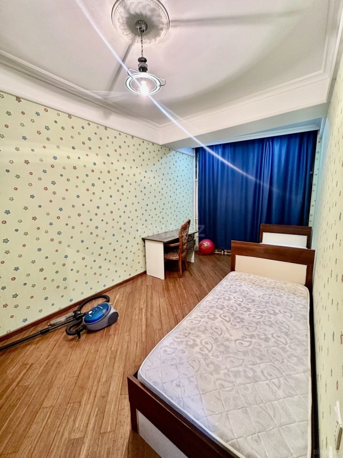 Kirayə verilir 3 otaqlı mənzil 95 m²