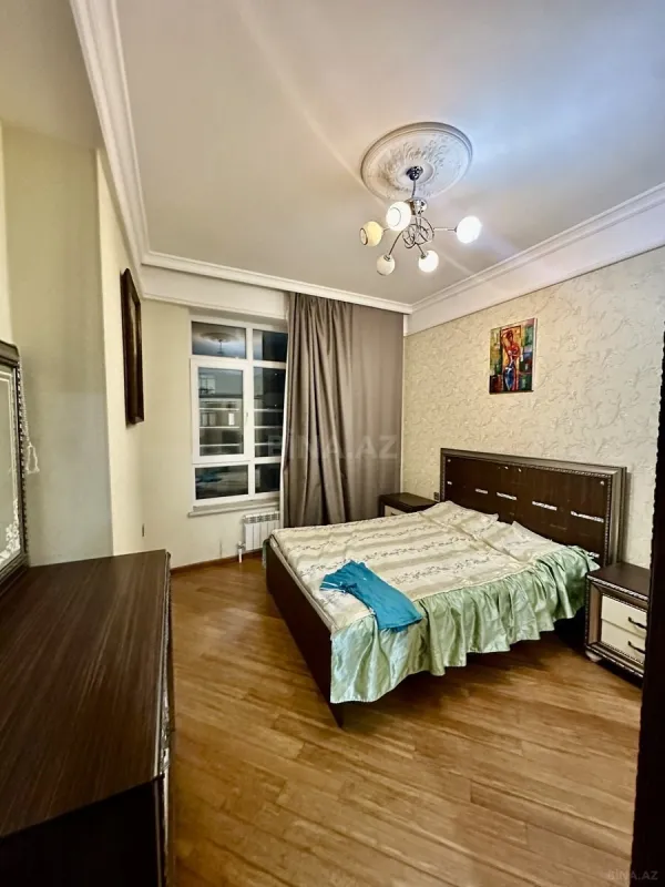 Kirayə verilir 3 otaqlı mənzil 95 m²