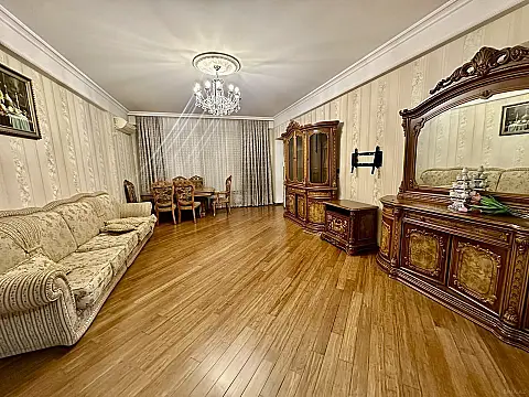 Kirayə verilir 3 otaqlı mənzil 95 m²