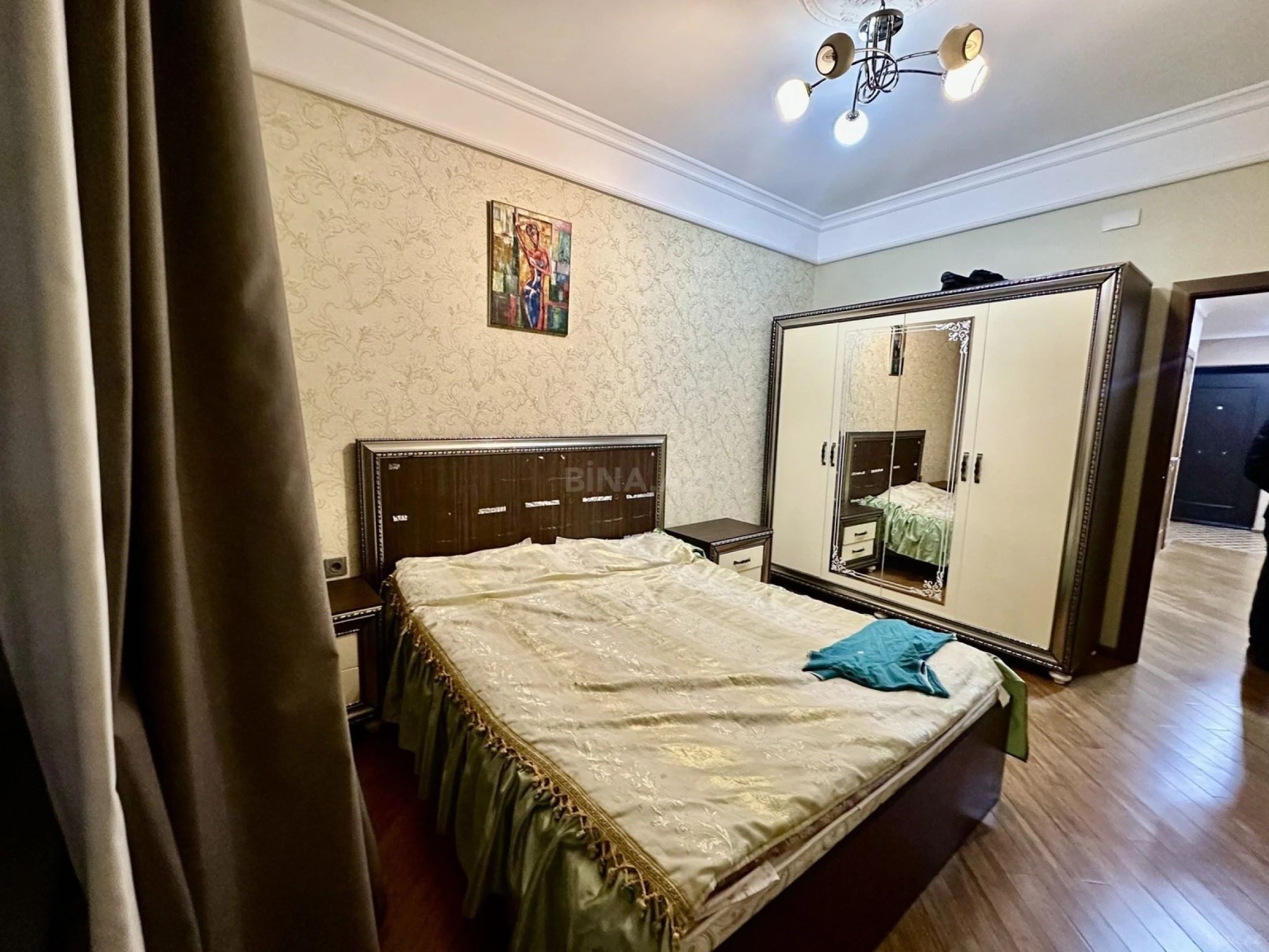 Kirayə verilir 3 otaqlı mənzil 95 m²