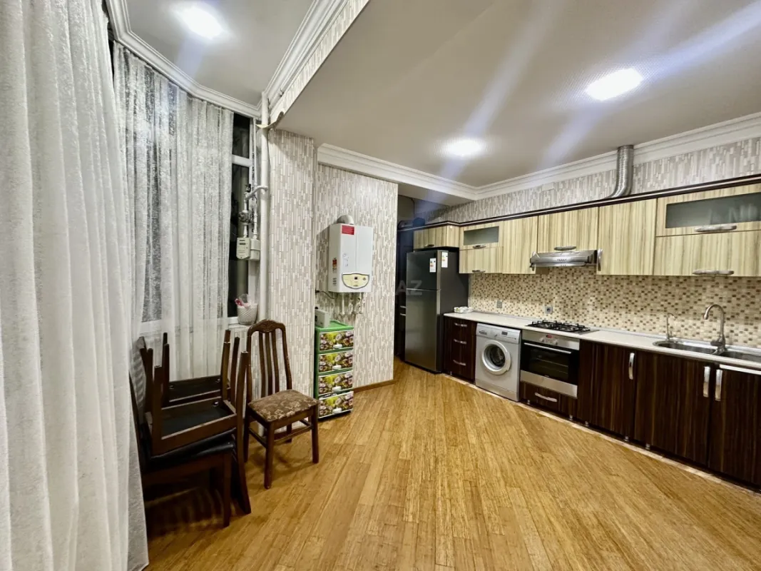 Kirayə verilir 3 otaqlı mənzil 95 m²