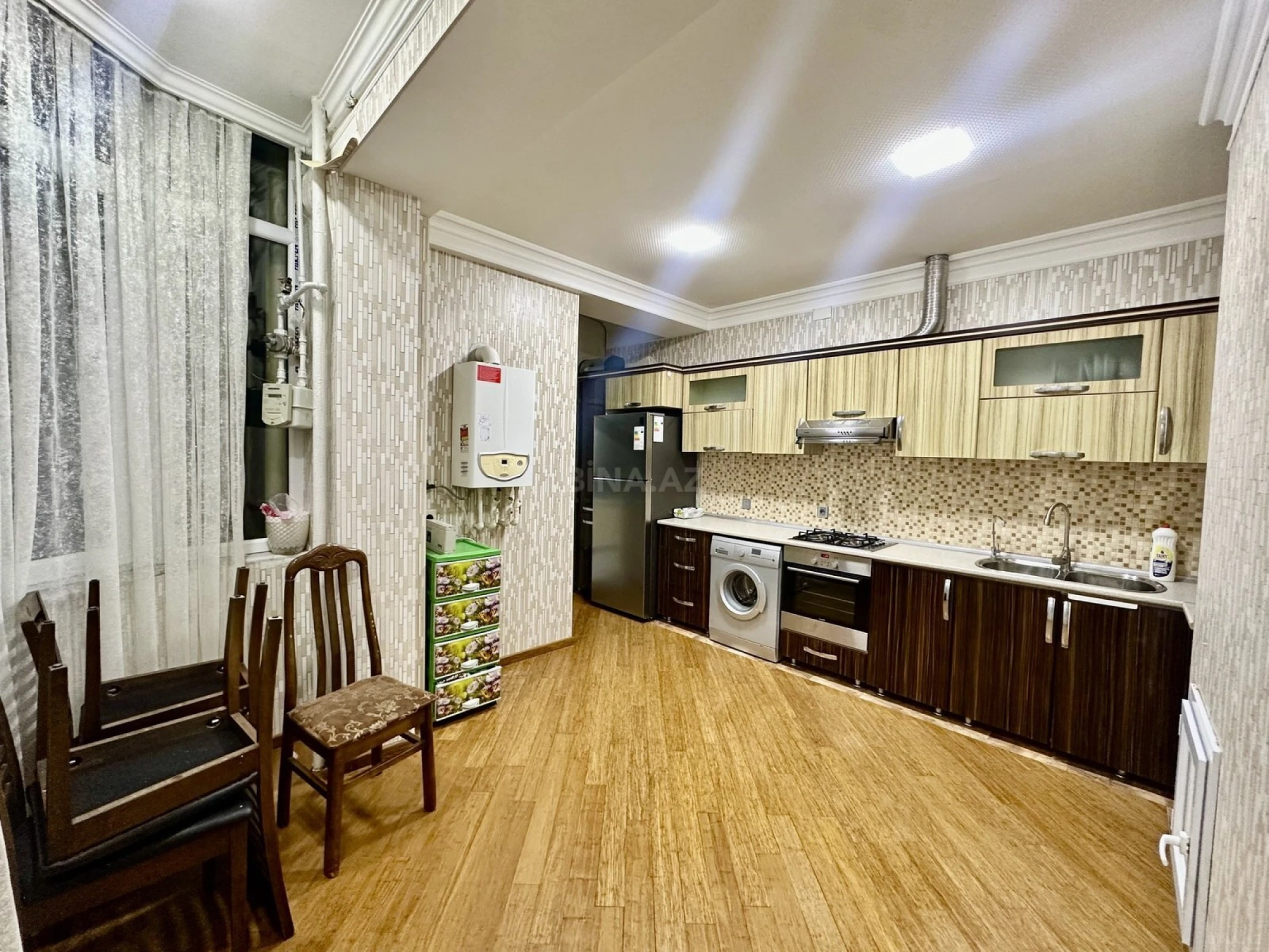 Kirayə verilir 3 otaqlı mənzil 95 m²