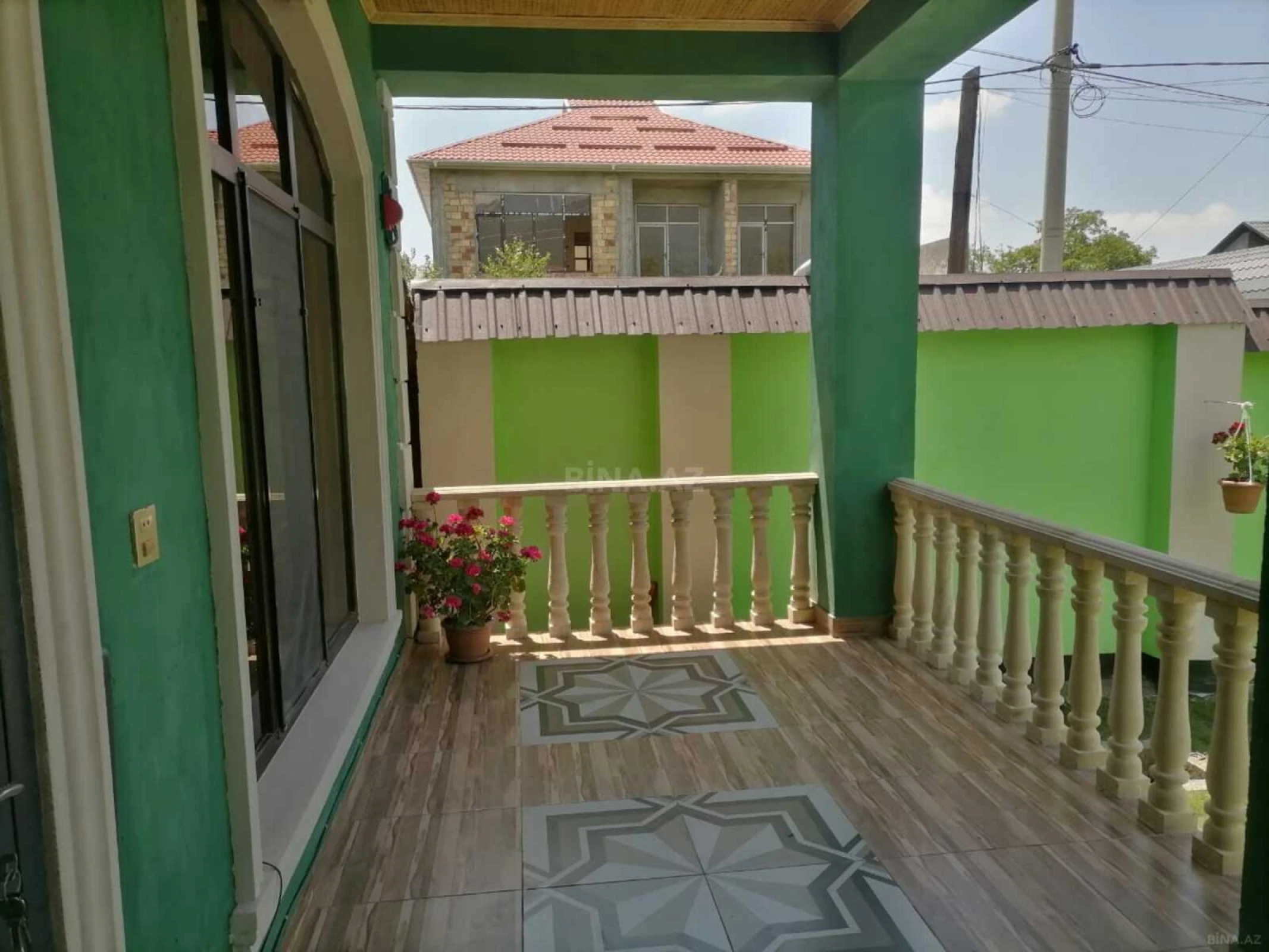 Kirayə verilir 4 otaqlı həyət evi 140 m²