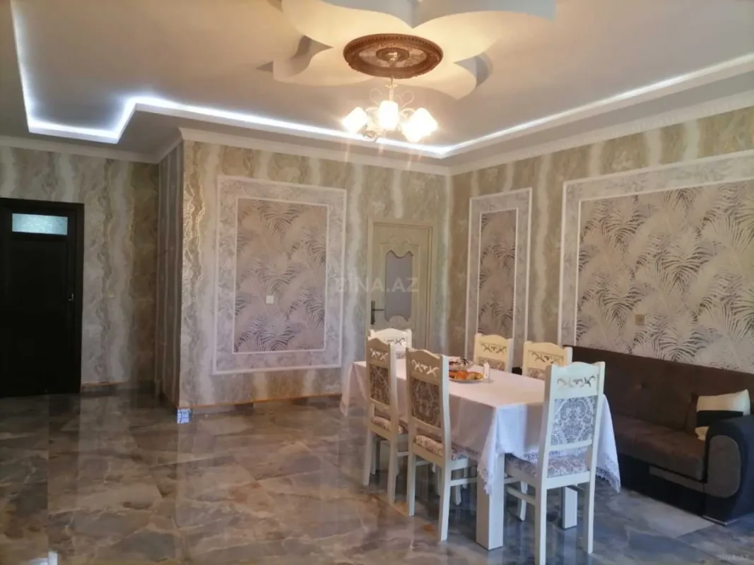 Kirayə verilir 4 otaqlı həyət evi 140 m²