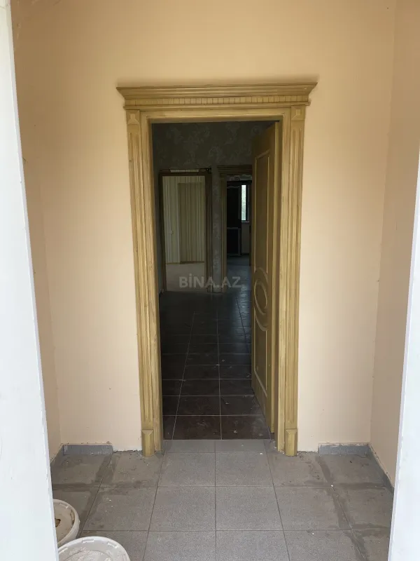 Satılır 6 otaqlı həyət evi 250 m²