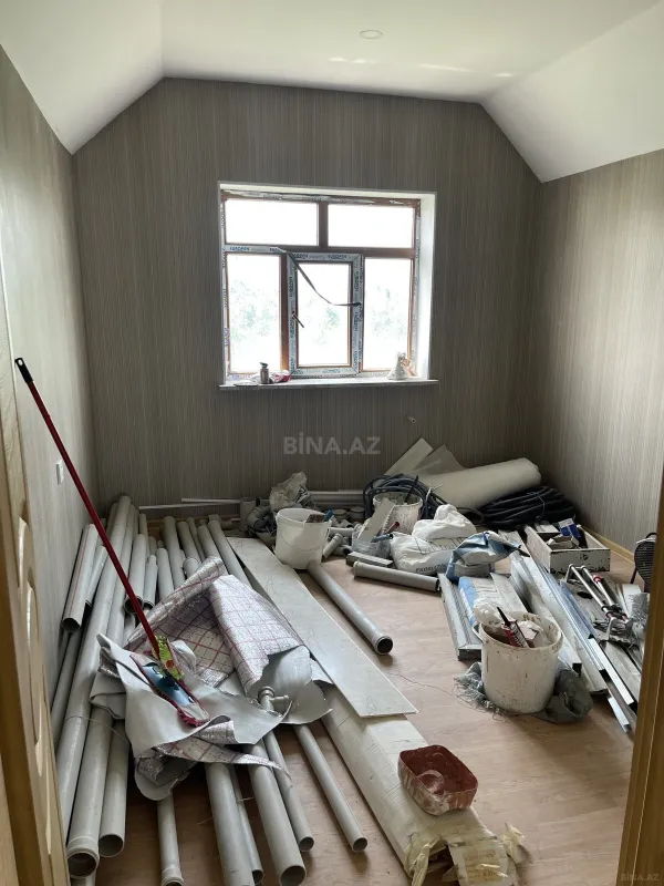 Satılır 6 otaqlı həyət evi 250 m²