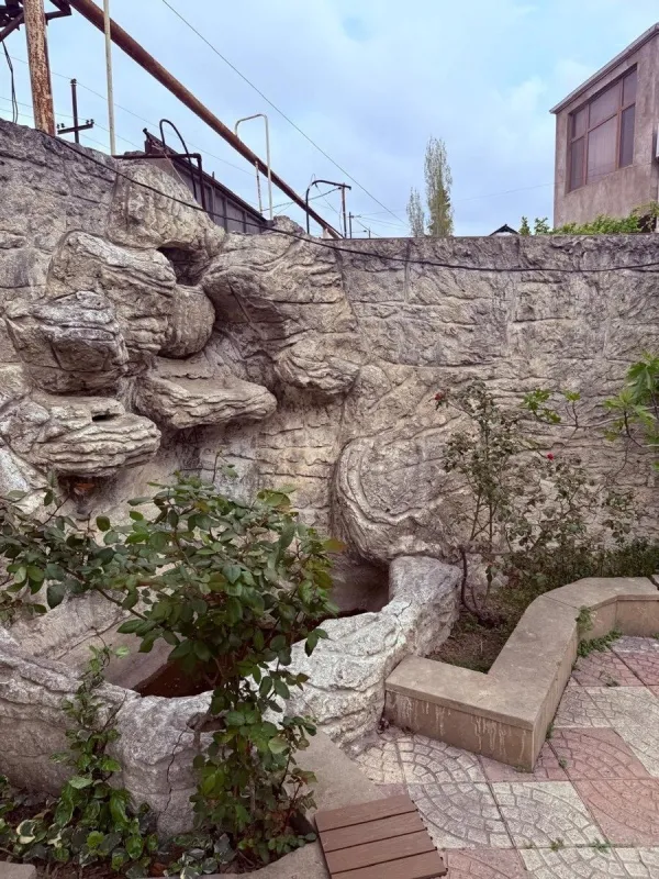 Satılır 4 otaqlı həyət evi 180 m²