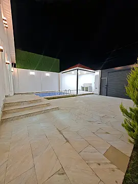Satılır 4 otaqlı həyət evi 150 m²