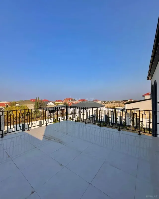Satılır 4 otaqlı həyət evi 250 m²