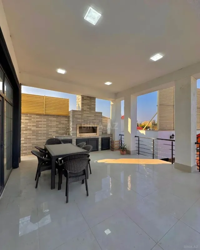 Satılır 4 otaqlı həyət evi 250 m²