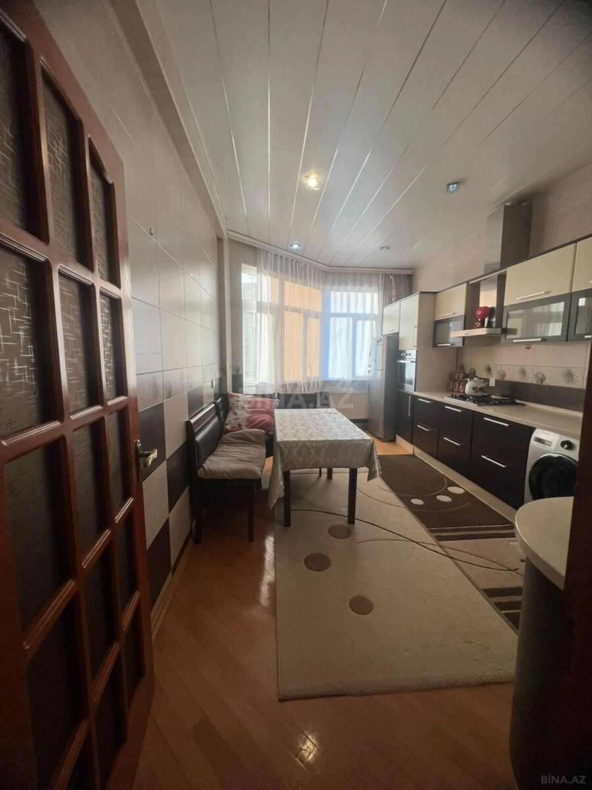Kirayə verilir 3 otaqlı mənzil 145 m²