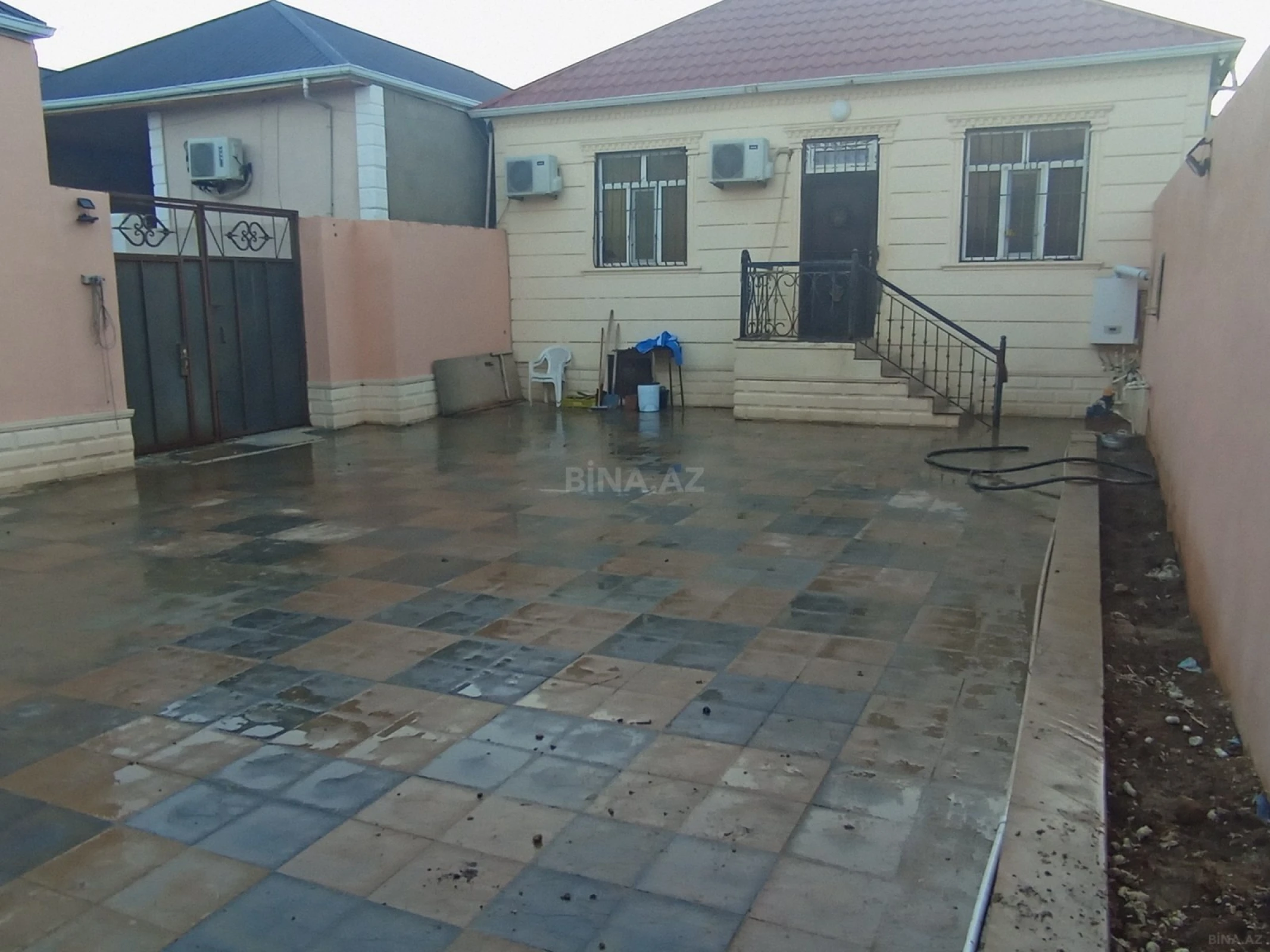 Satılır 3 otaqlı həyət evi 90 m²