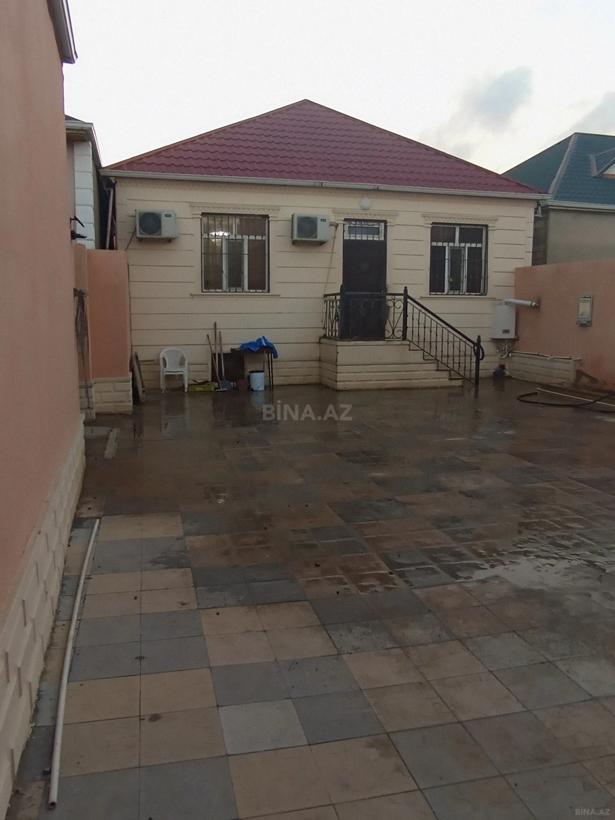 Satılır 3 otaqlı həyət evi 90 m²