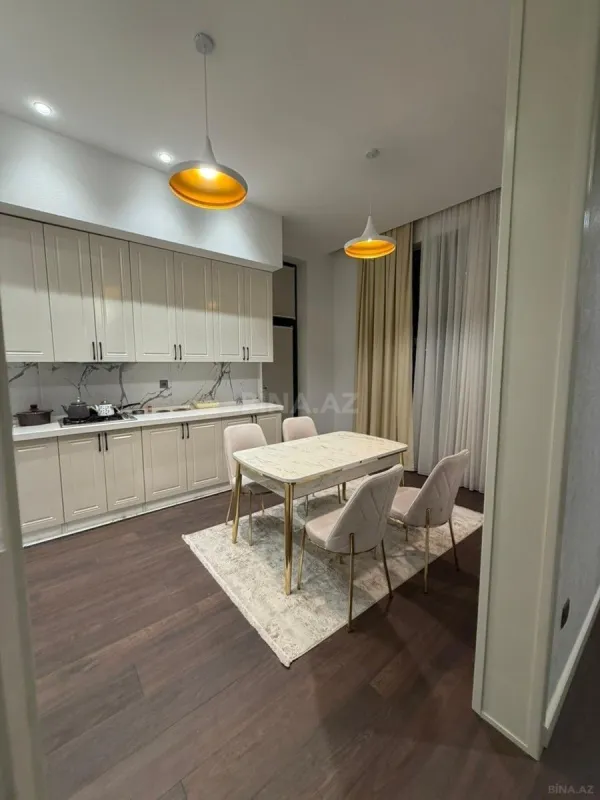 Kirayə verilir 4 otaqlı həyət evi 200 m²