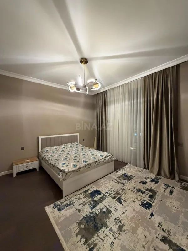 Kirayə verilir 4 otaqlı həyət evi 200 m²