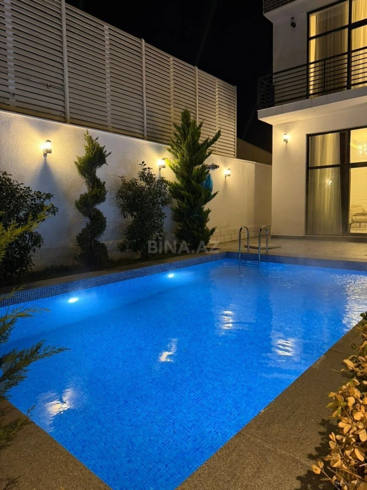 Kirayə verilir 4 otaqlı həyət evi 200 m²