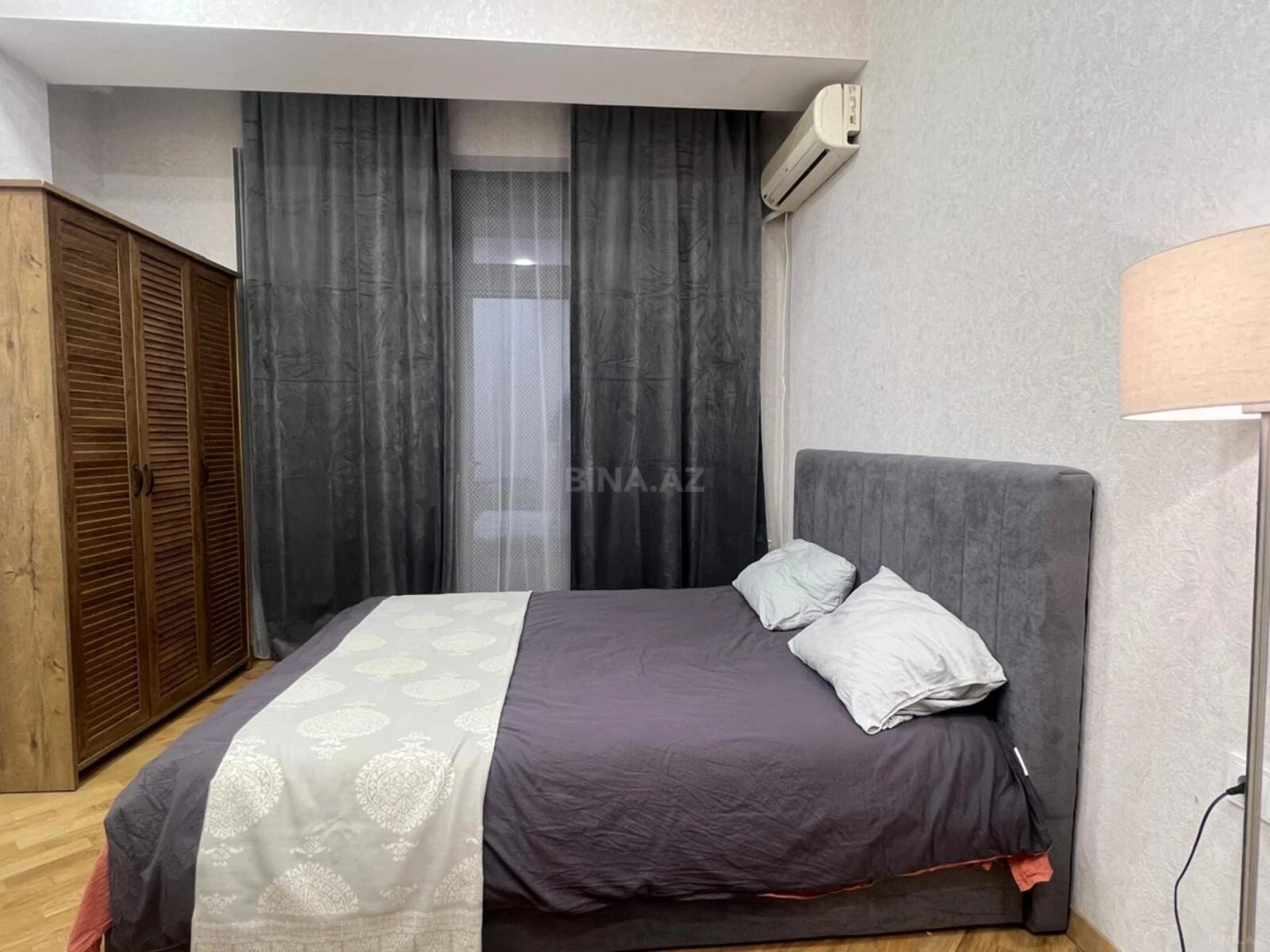 Kirayə verilir 2 otaqlı mənzil 65 m²