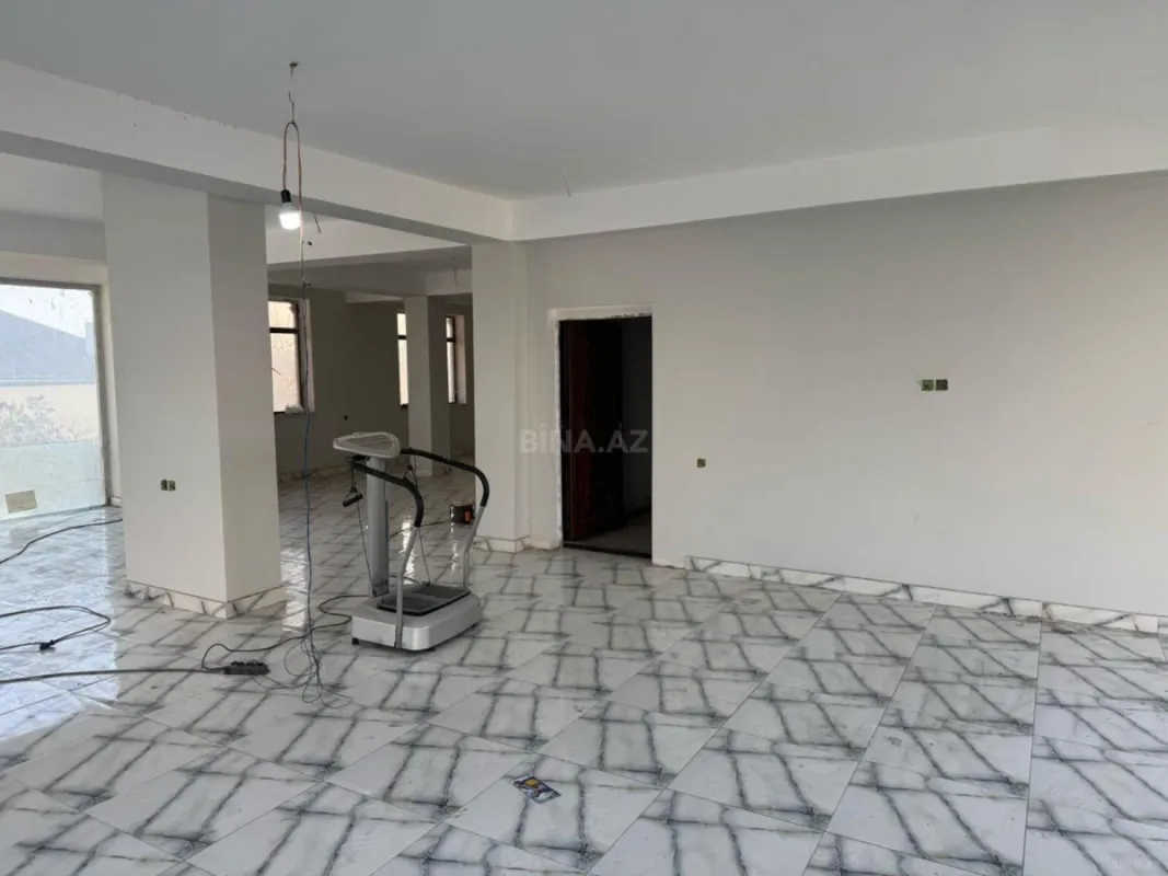 Satılır obyekt 2282 m²