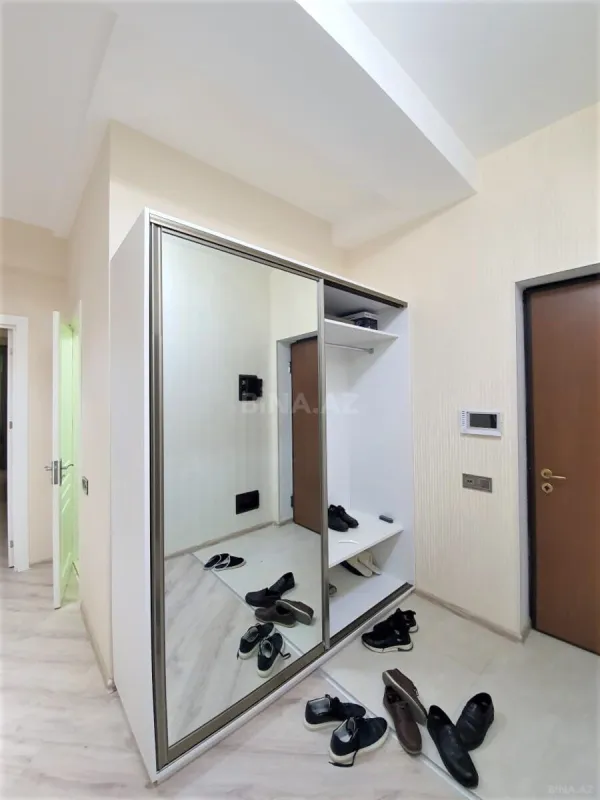 Kirayə verilir 3 otaqlı mənzil 120 m²