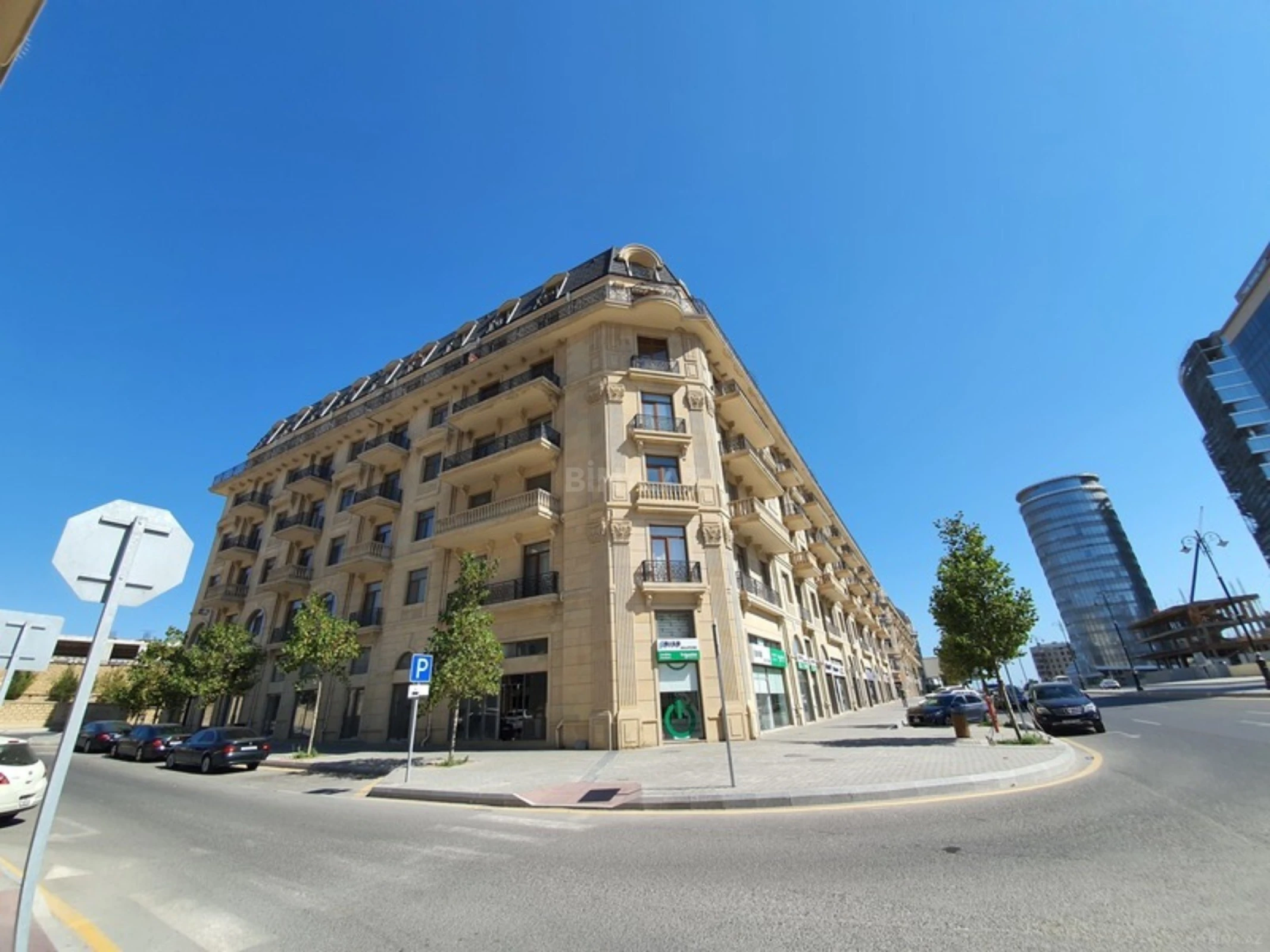 Kirayə verilir 3 otaqlı mənzil 120 m²