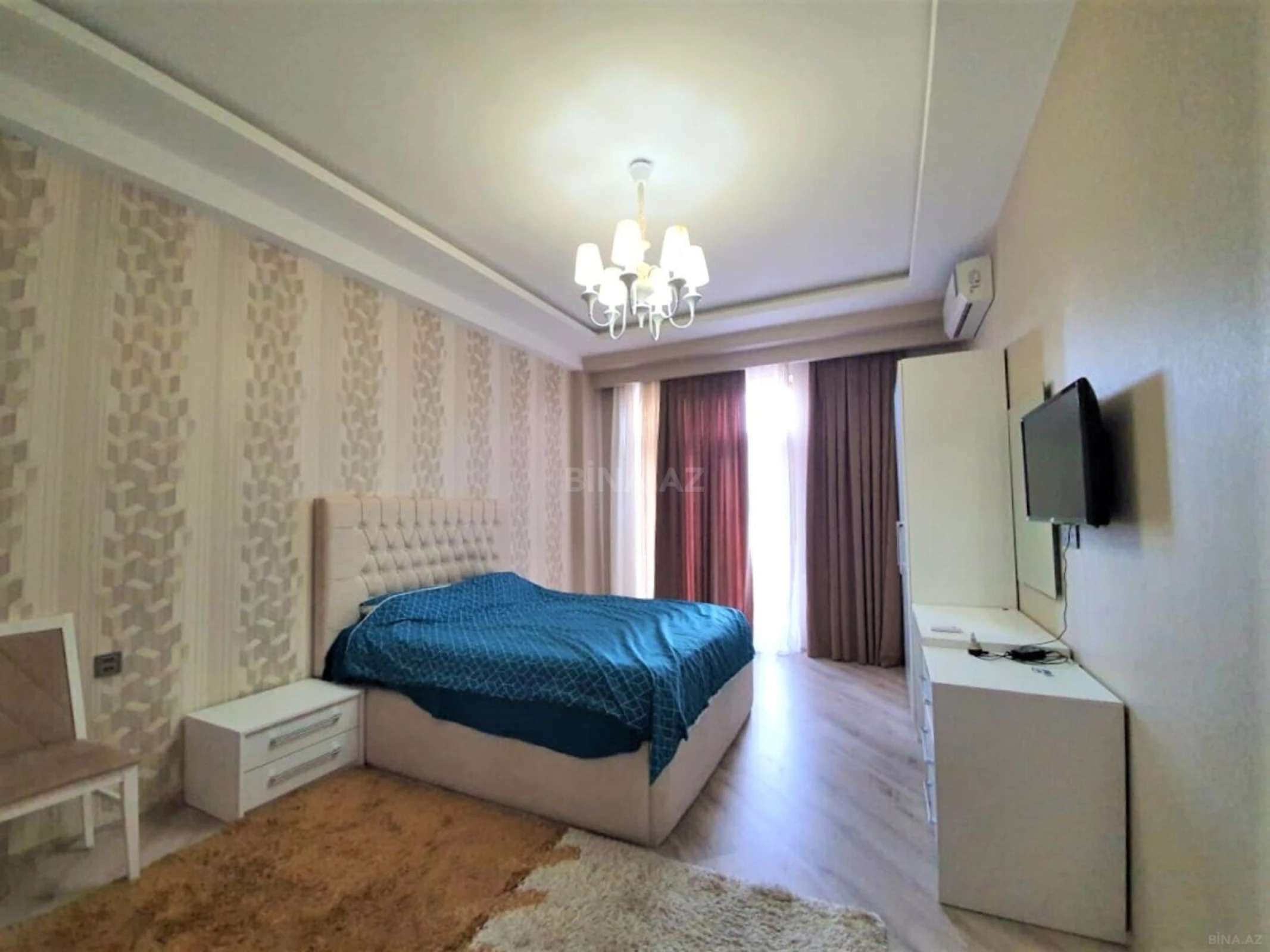 Kirayə verilir 3 otaqlı mənzil 120 m²