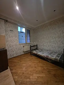 Satılır 2 otaqlı mənzil 82 m²