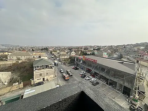 Satılır 2 otaqlı mənzil 70 m²