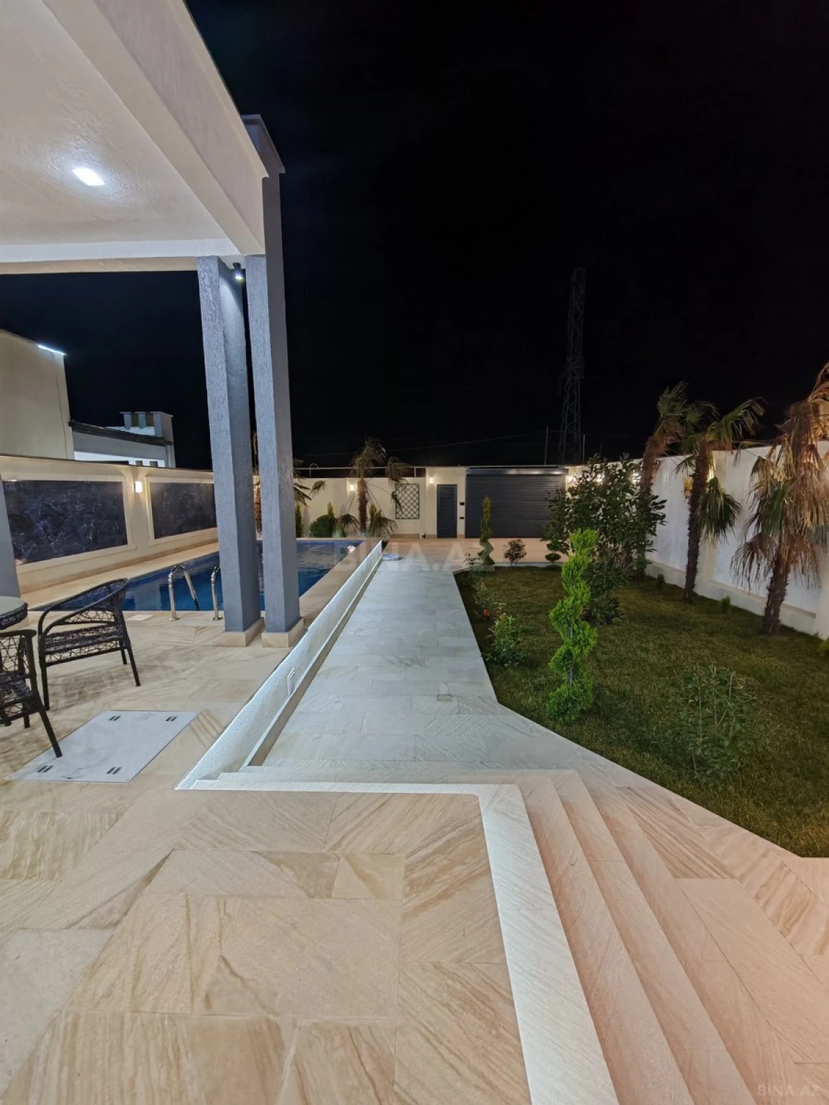 Satılır 4 otaqlı həyət evi 160 m²