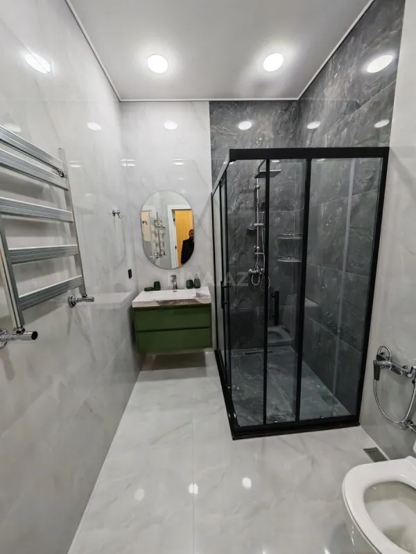 Satılır 4 otaqlı həyət evi 160 m²