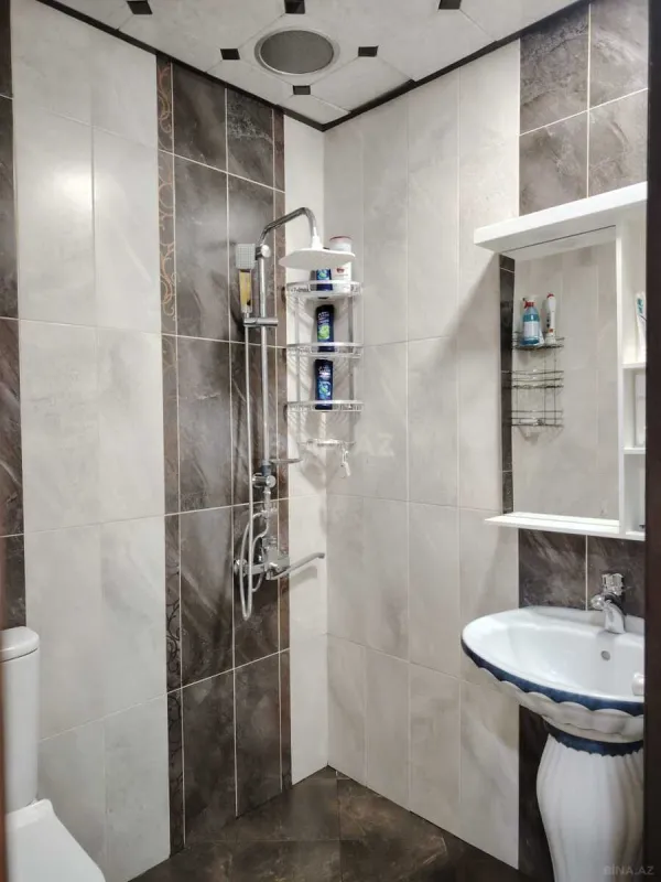 Satılır 2 otaqlı mənzil 57 m²