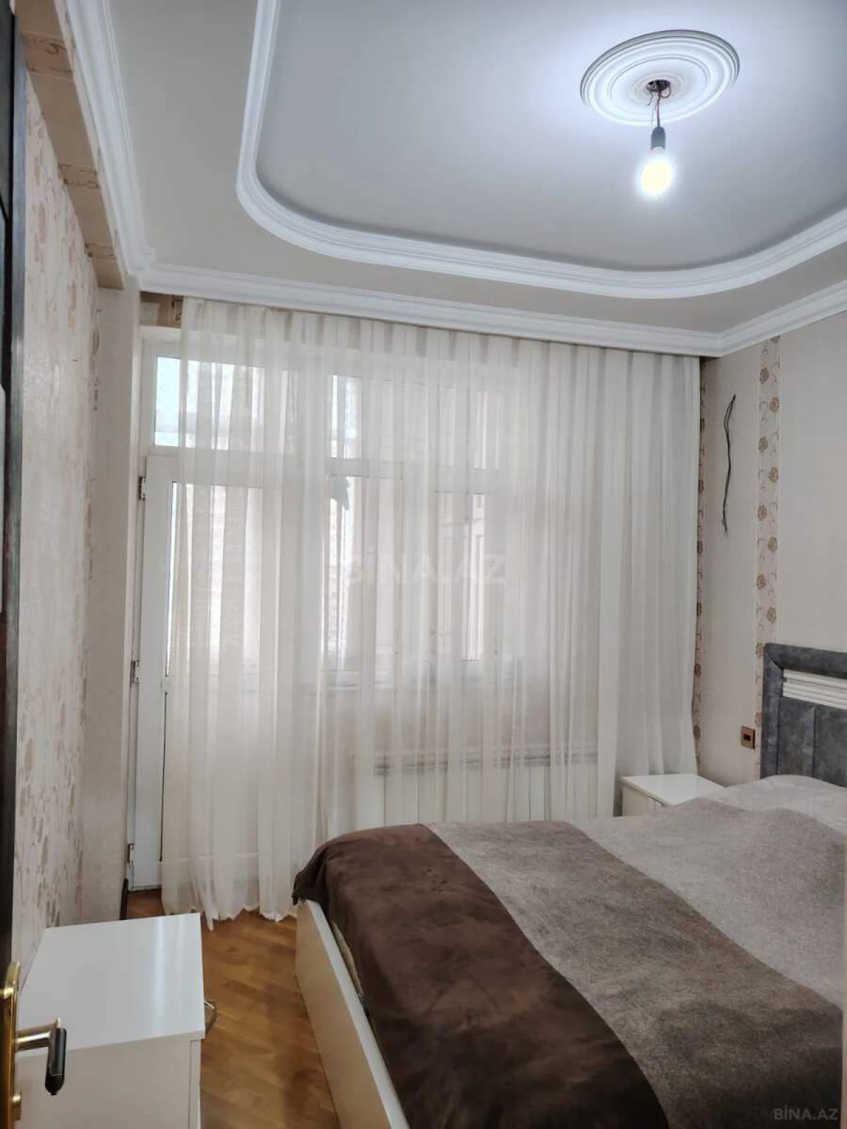 Satılır 2 otaqlı mənzil 57 m²