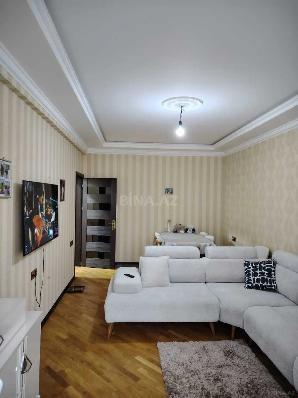 Satılır 2 otaqlı mənzil 57 m²