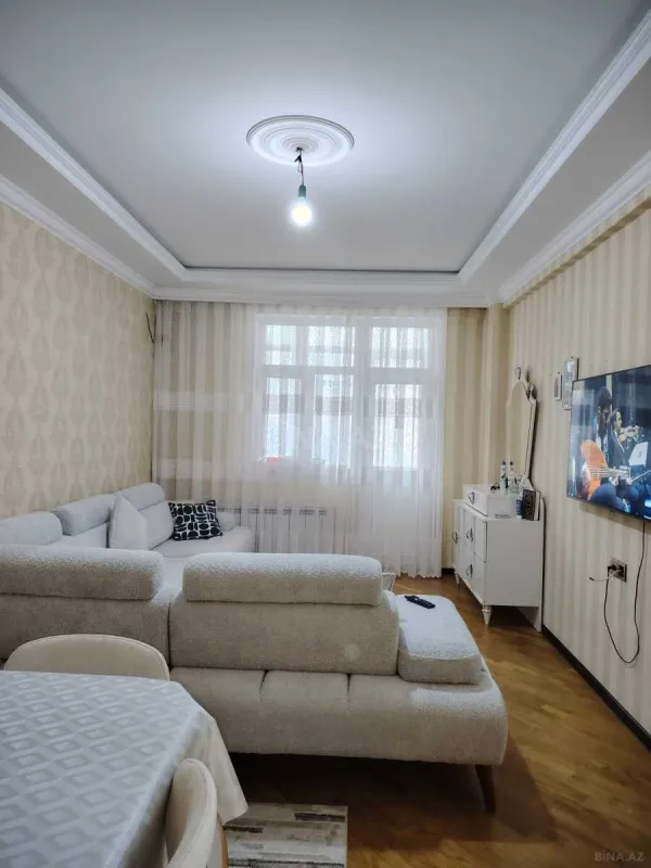 Satılır 2 otaqlı mənzil 57 m²