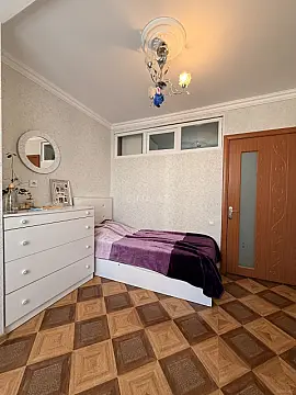 Satılır 4 otaqlı mənzil 85 m²