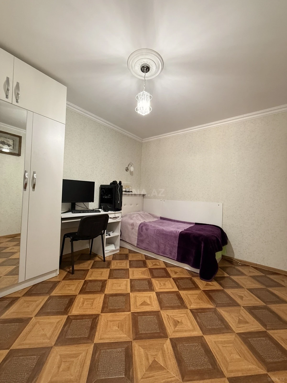 Satılır 4 otaqlı mənzil 85 m²