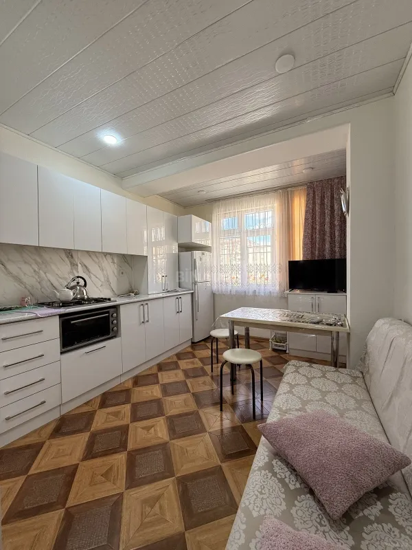 Satılır 4 otaqlı mənzil 85 m²