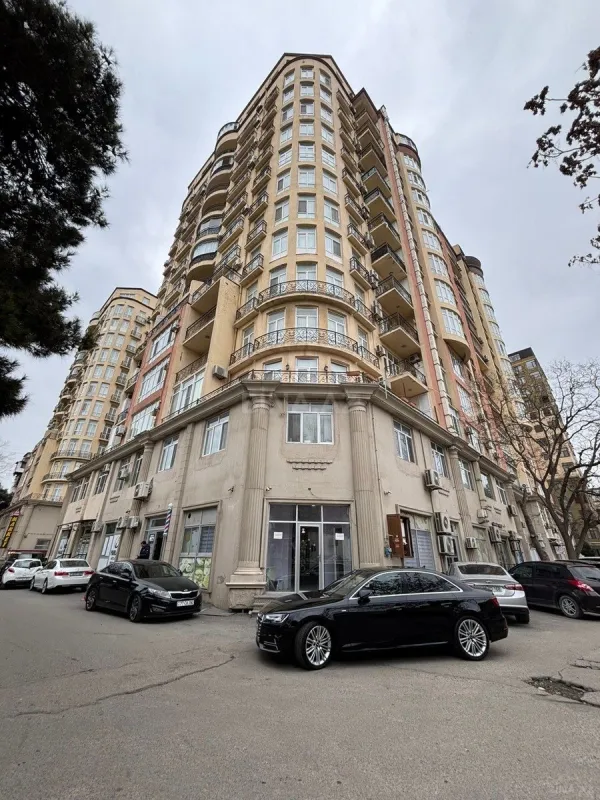 Satılır 3 otaqlı mənzil 80 m²