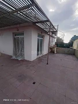 Satılır həyət evi 300 m²