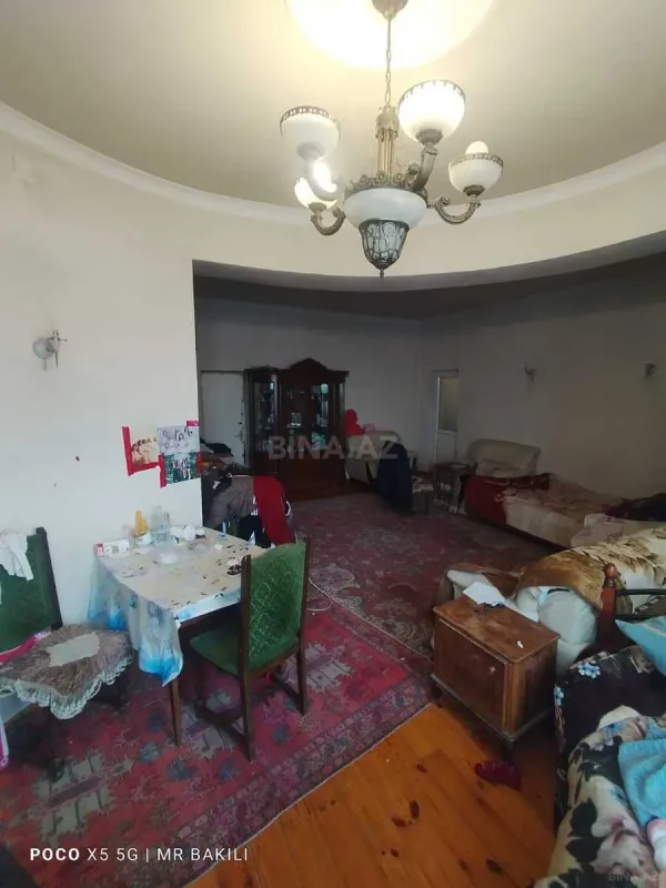 Satılır həyət evi 300 m²