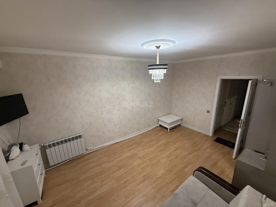 Satılır 1 otaqlı mənzil 50 m²