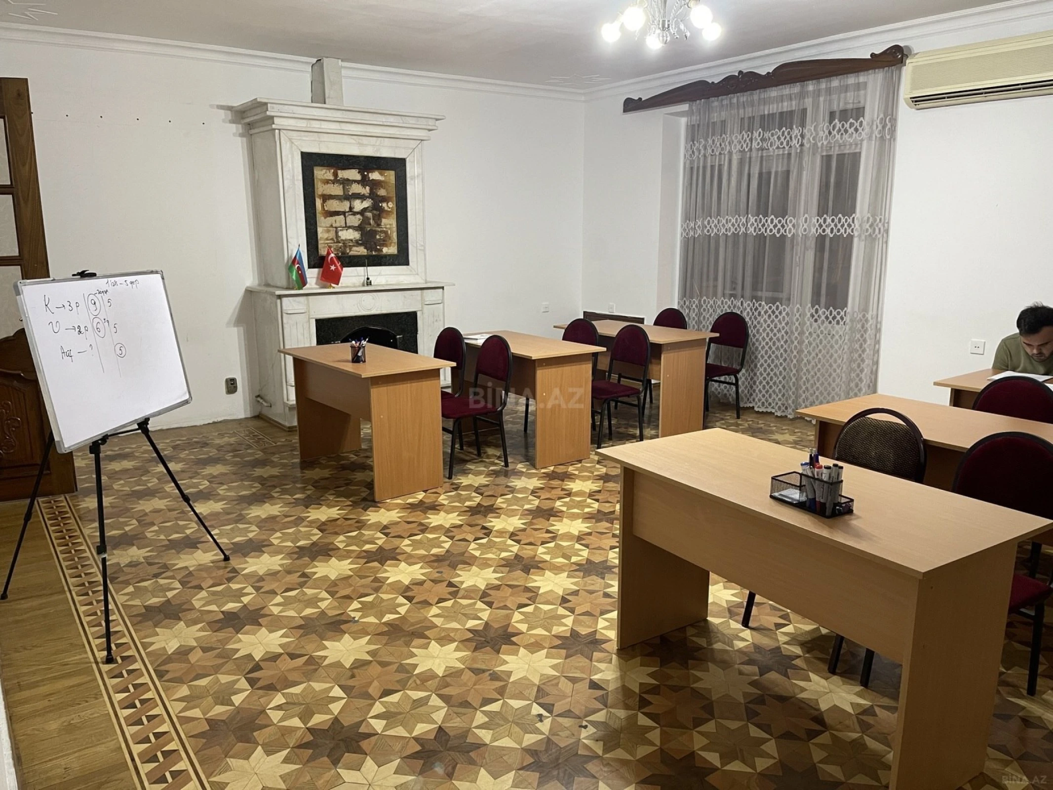 Kirayə verilir 5 otaqlı ofis 220 m²